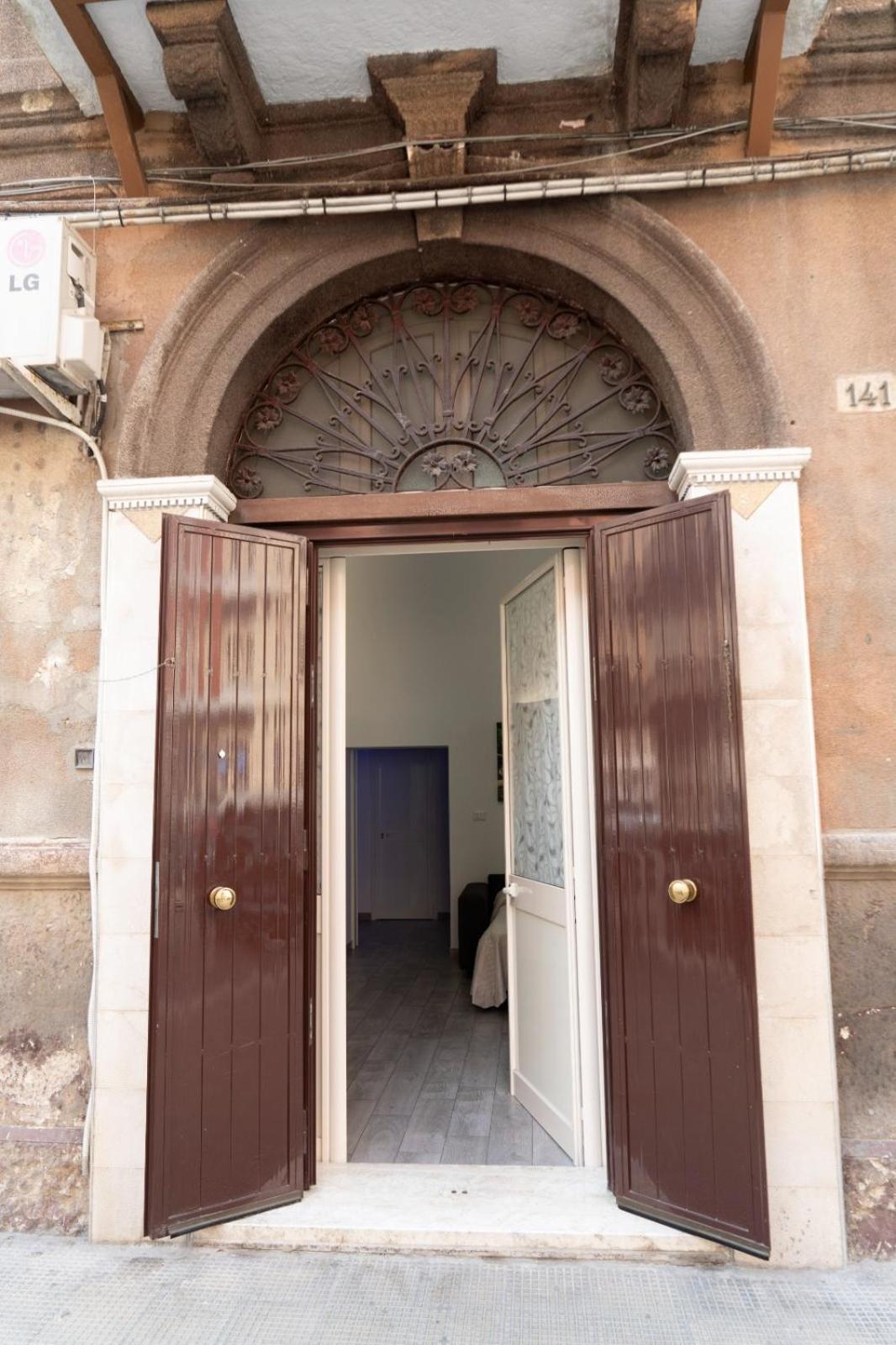 Villa La Perla di Ele Bari Esterno foto